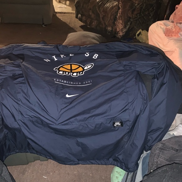 Jacket - Picture 2 of 2